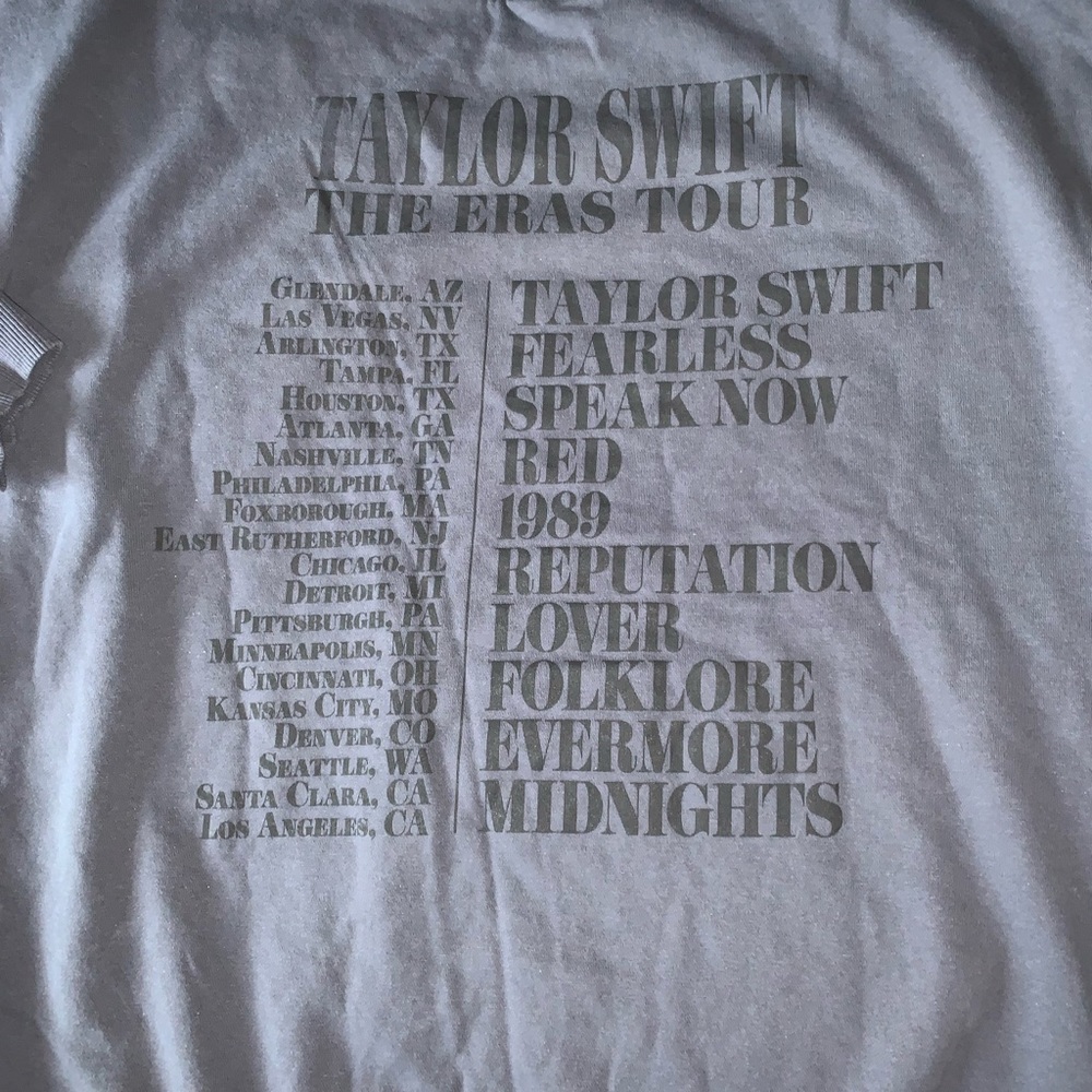 Taylor Swift the Eras Tour Blue crewneck - Picture 6 of 7